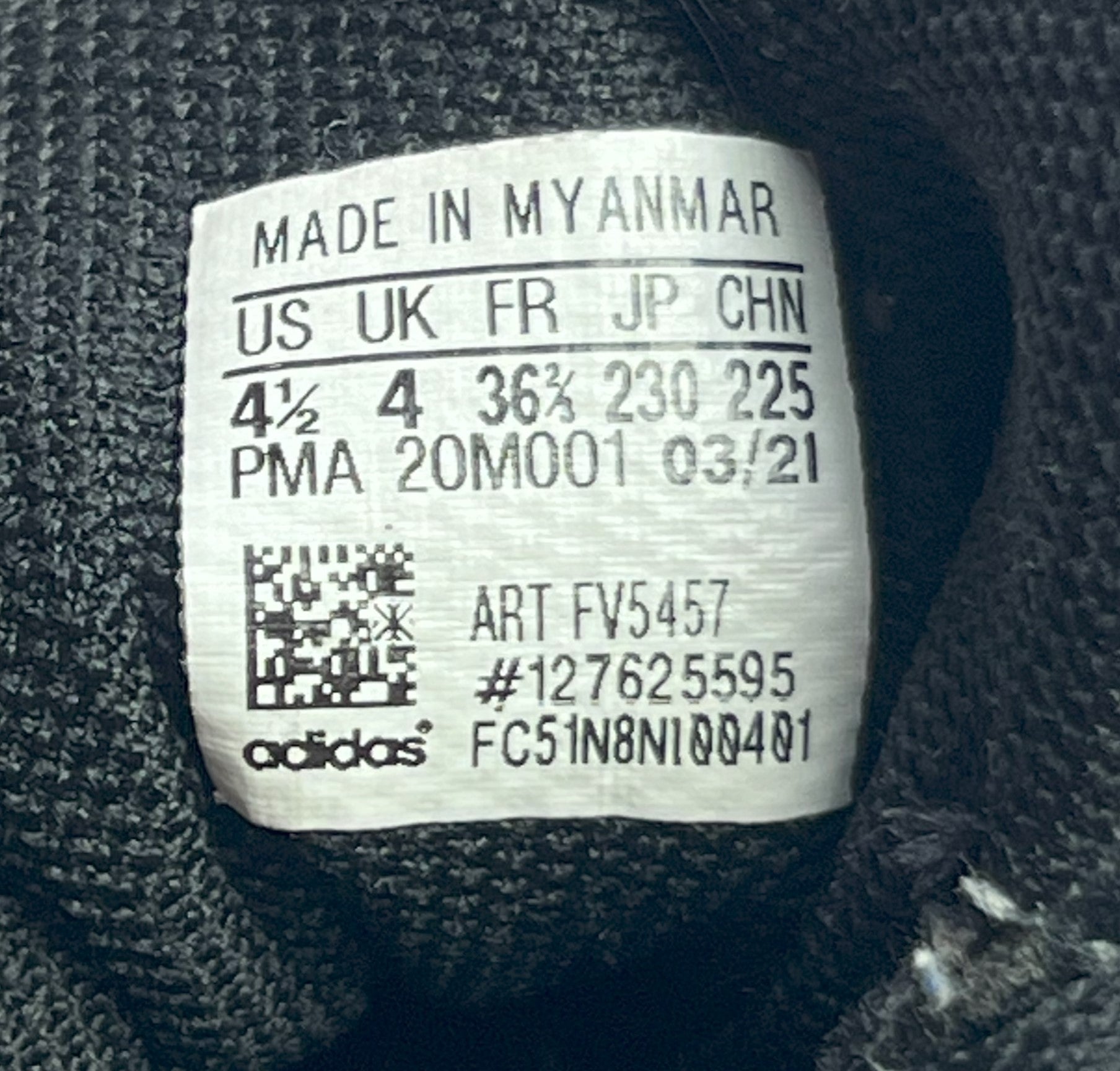 Adidas Sálovky