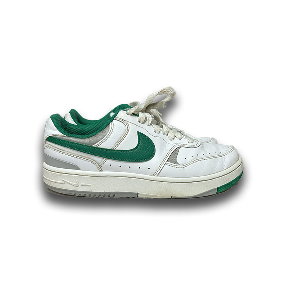 Nike Tenisky