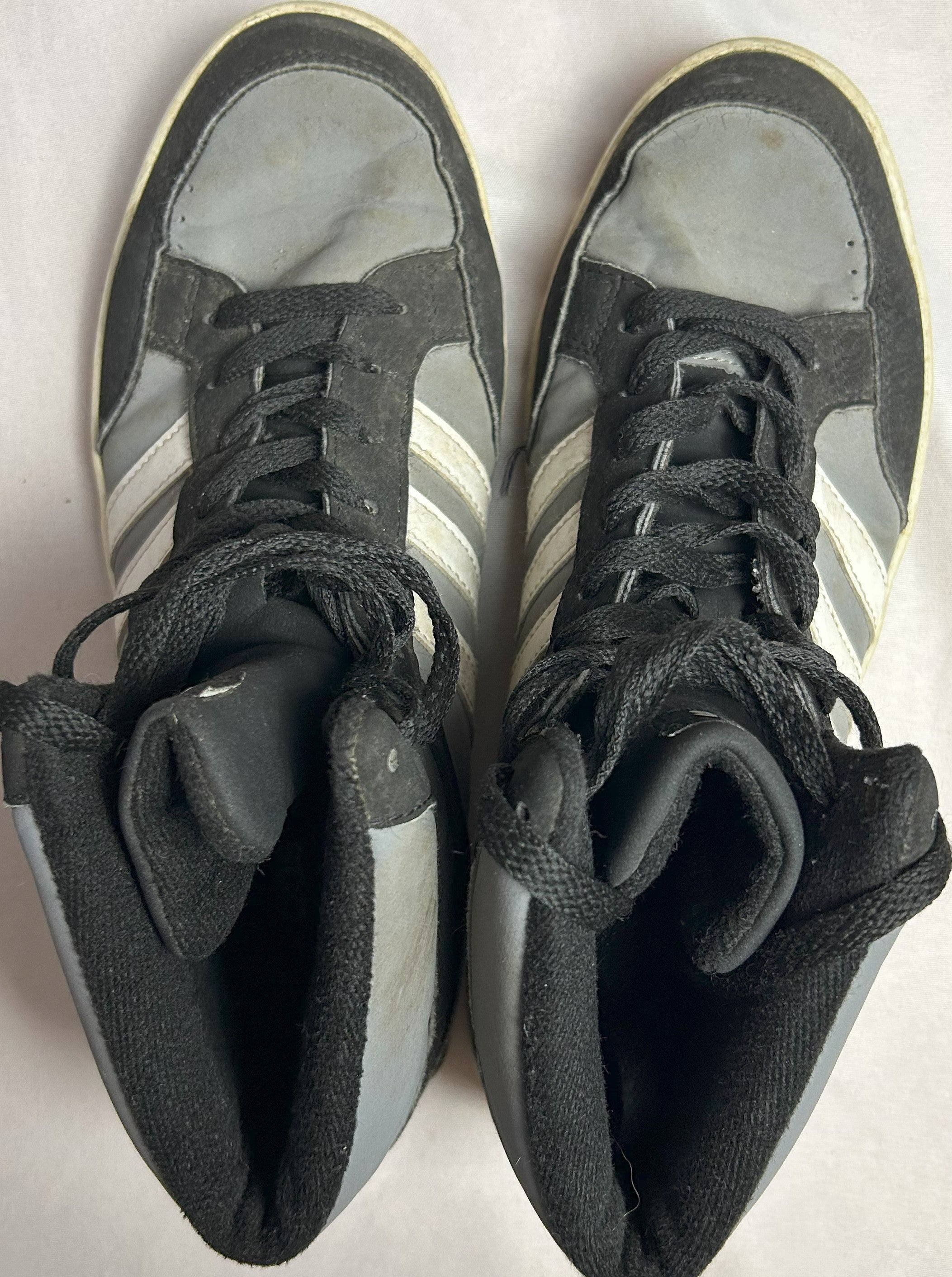 Adidas Kotníkové Tenisky