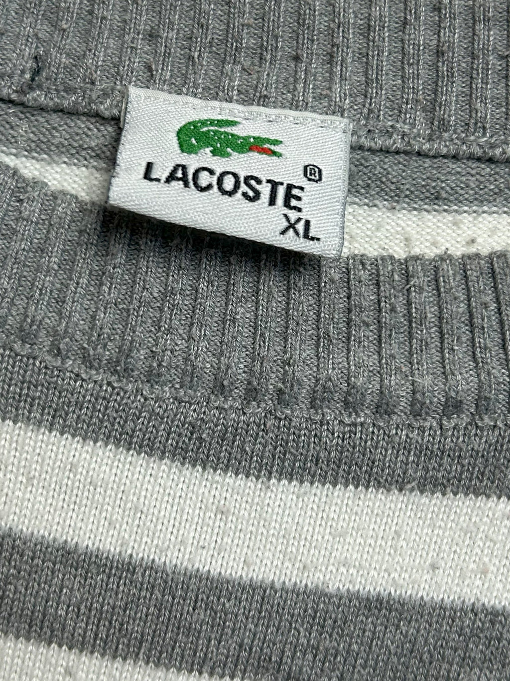 Lacoste Svetr